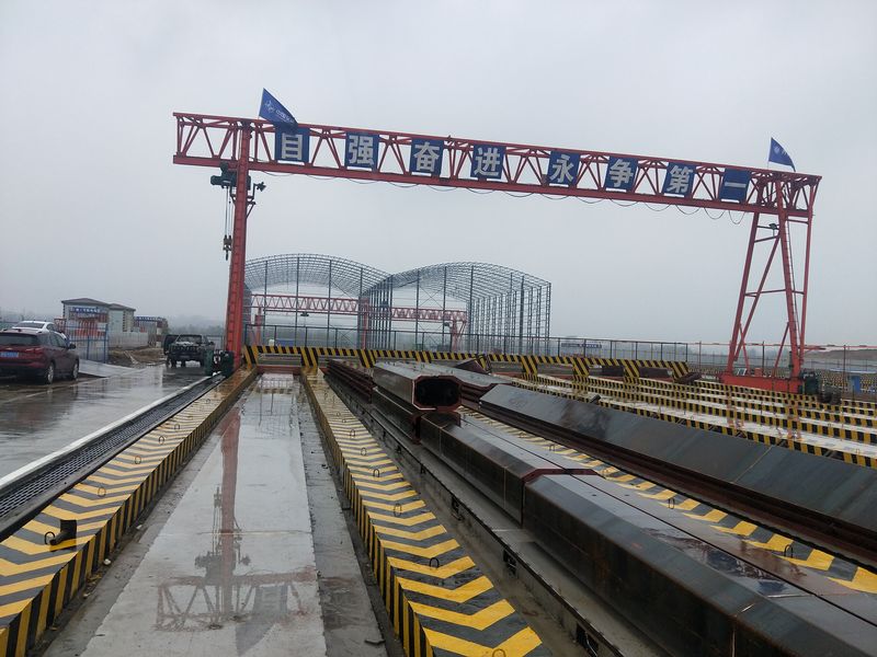 電動(dòng)葫蘆門(mén)式起重機(jī)